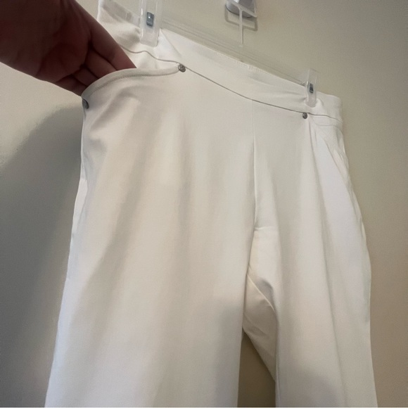 Nina Leonard Large Petite Elastic Waist Ankle Pant with Pockets - Picture 3 of 6